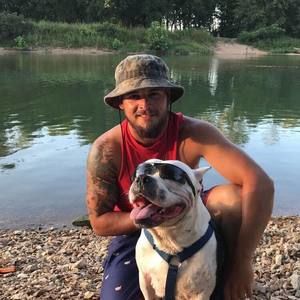 Meet your Posher, Casey